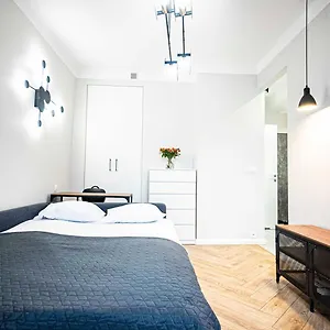 apartament-w-centrum-warszawy-warsaw.warsawhotelspoland.com/